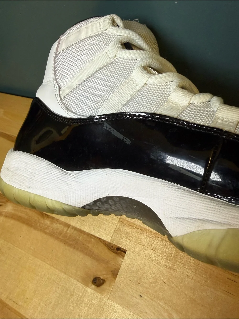 Air Jordan 11 Retro “Concord” Sneakers